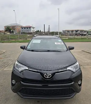 Toyota RAV4 LE AWD (2.5L 4cyl 6A) 2017