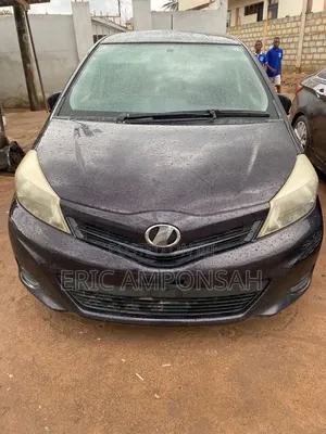 Toyota Vitz 2013 Black