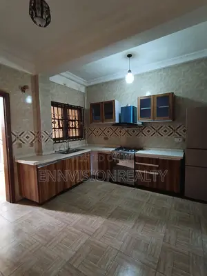 4bdrm Apartment in Accra Metropolitan for rent