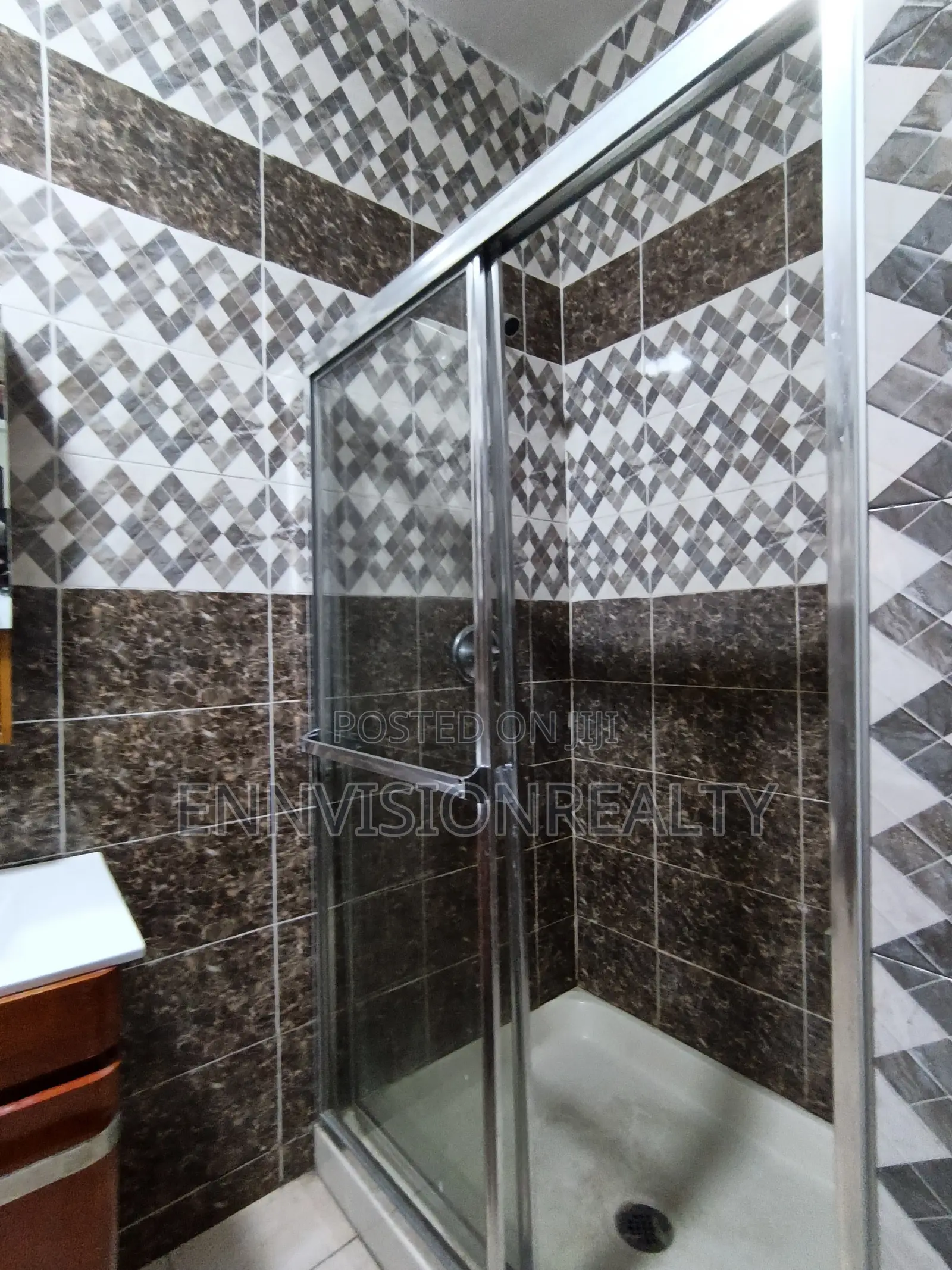 4bdrm Apartment in Accra Metropolitan for rent