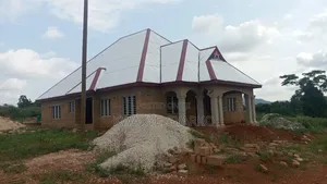 5bdrm House in Clifford, Bekwai Municipal for sale