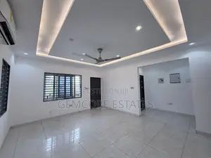 2bdrm Apartment in West Trasacco, Ashaley Botwe for rent
