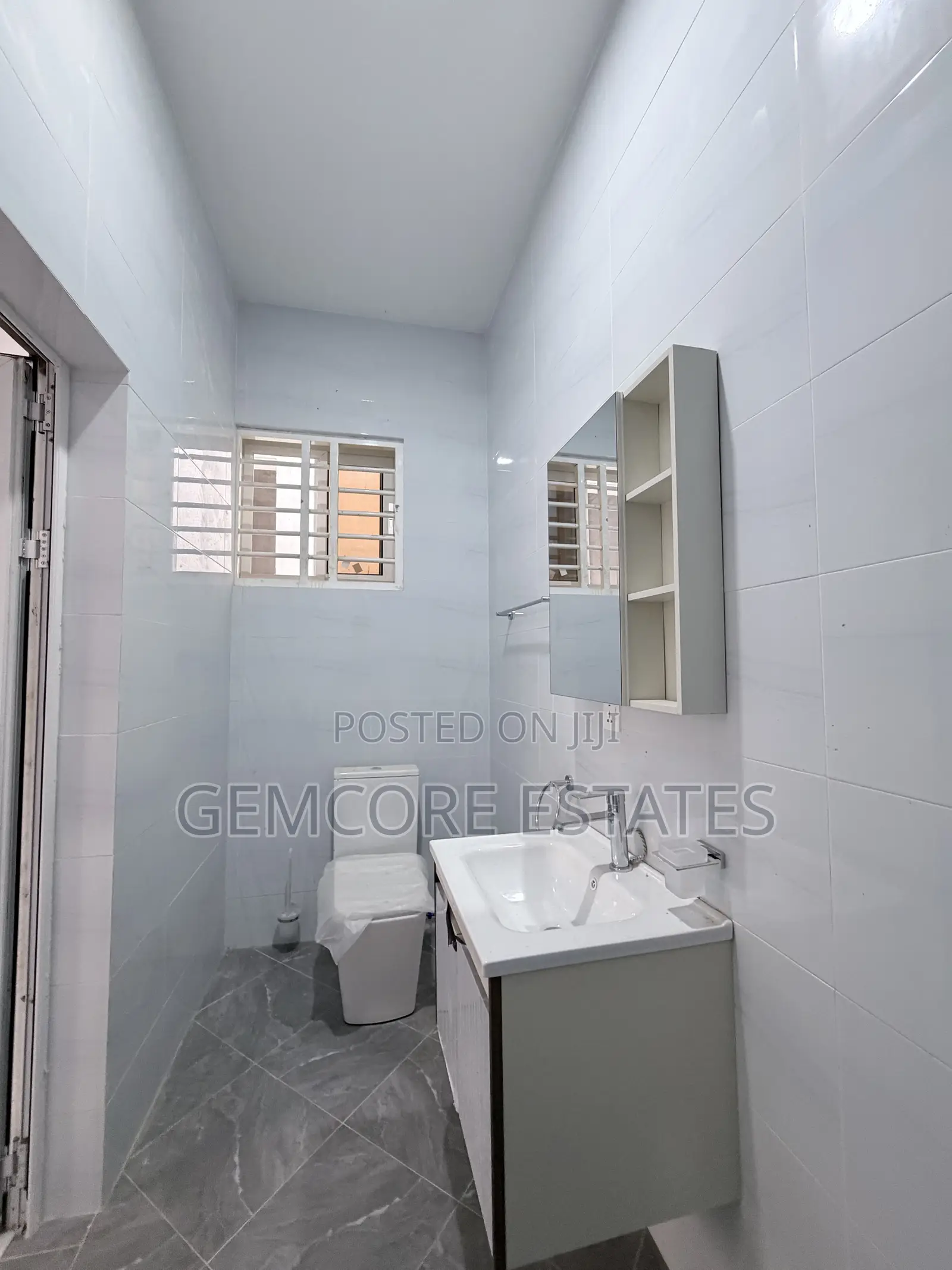 4bdrm House in East Legon Hills, Ashaley Botwe for sale