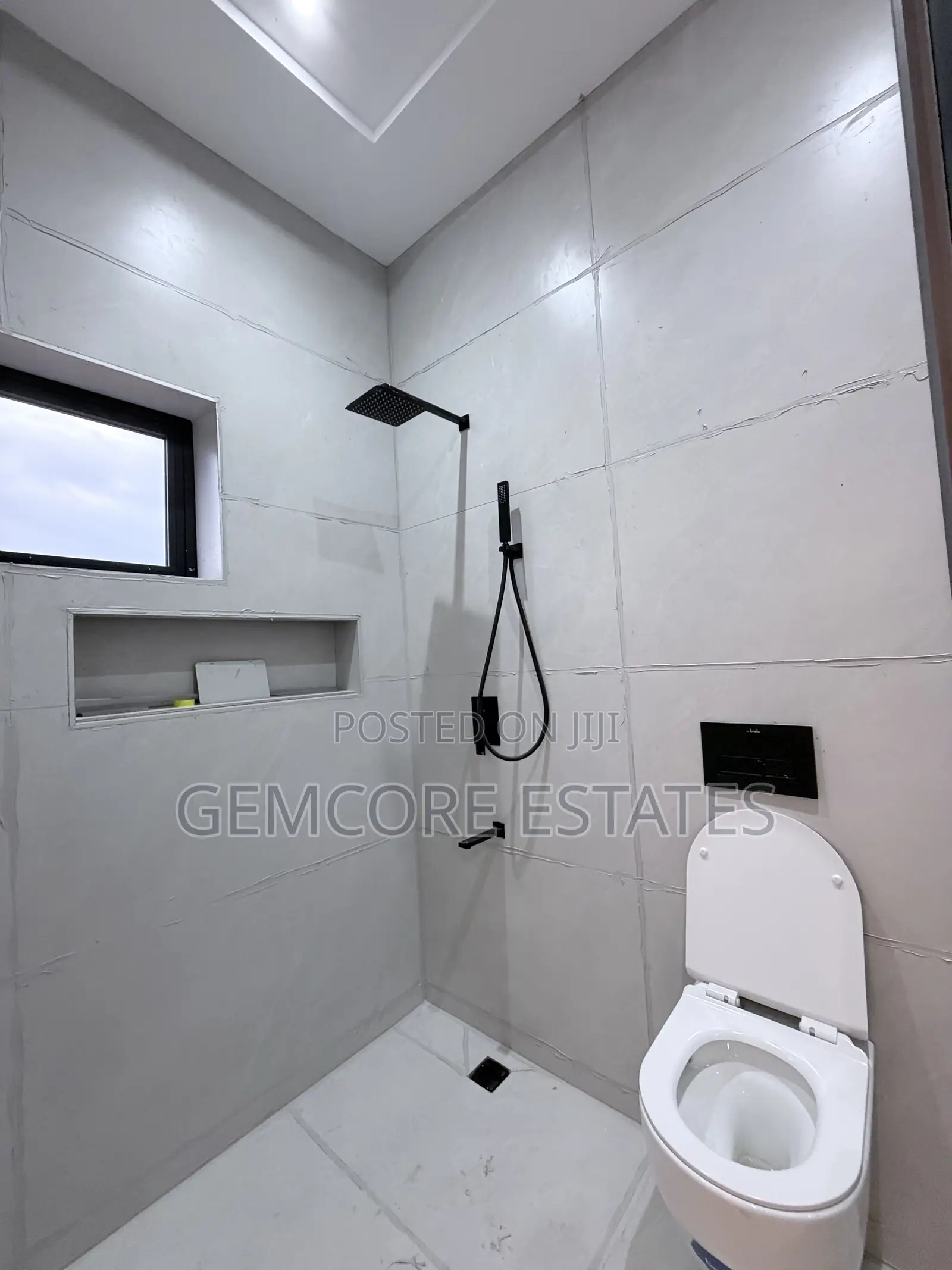 4bdrm House in East Legon Hills, Ashaley Botwe for sale