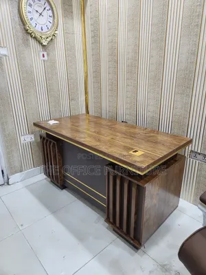 Executive 1.4m Desk