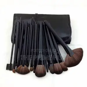 24 Pieces Cosmetics Makeup Brush Set