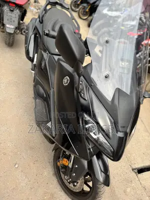 Yamaha 2024 Black