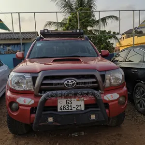 Toyota Tacoma 2015 Red