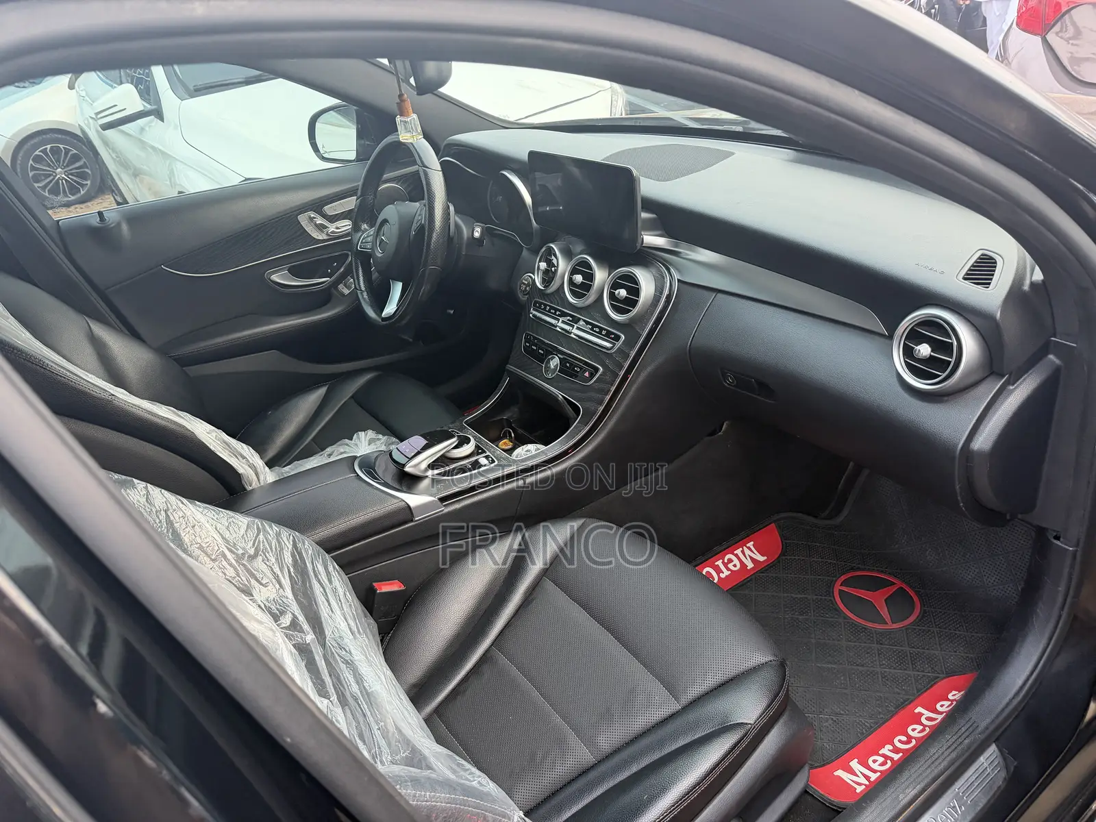 Mercedes-Benz C300 Sport 4Matic Sedan AWD (2.0L 4cyll 7A) 2016 Black