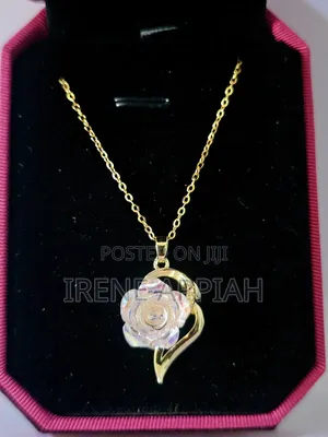 Stunning Ladies Necklaces for Her