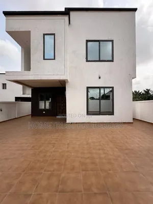 3bdrm Duplex in Ashaley Botwe, School Junction for sale