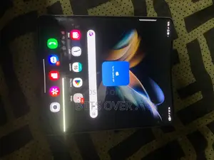 Samsung Galaxy Z Fold4 256 GB Gold