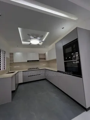 3bdrm Duplex in East Legon Trassaco, Boundary Road Area for sale
