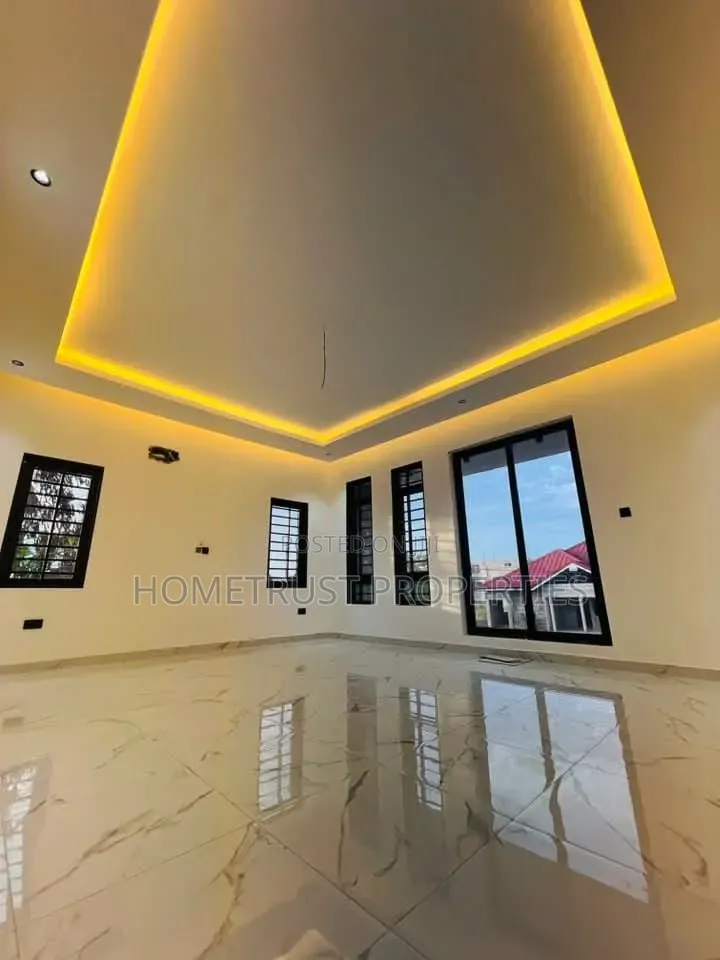 3bdrm Duplex in East Legon Hills, Police Station for sale