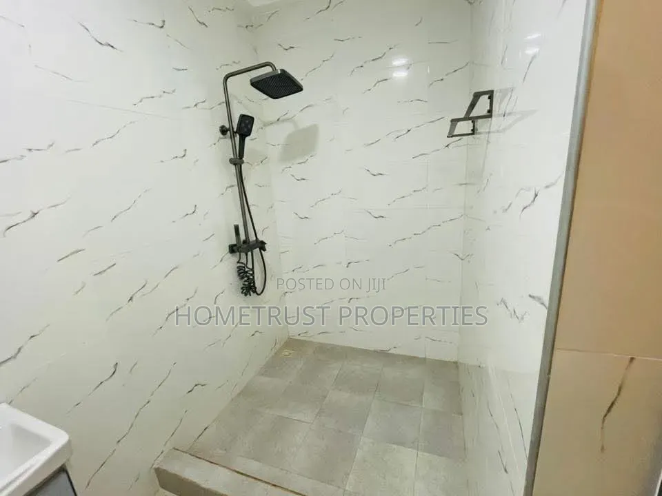 3bdrm Duplex in East Legon Hills, Police Station for sale