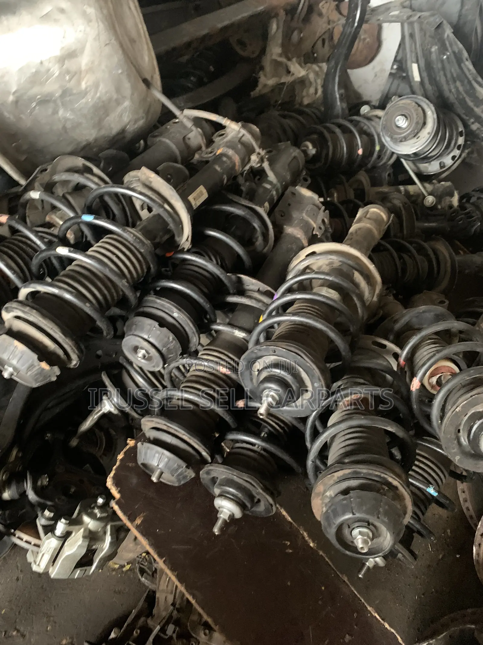 Dodge Caliber Charger Chrysler 300 Front Shock’S