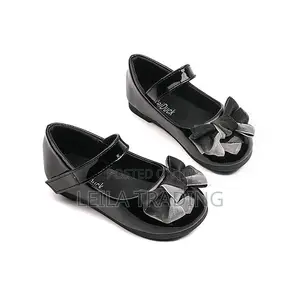 Black Shoe