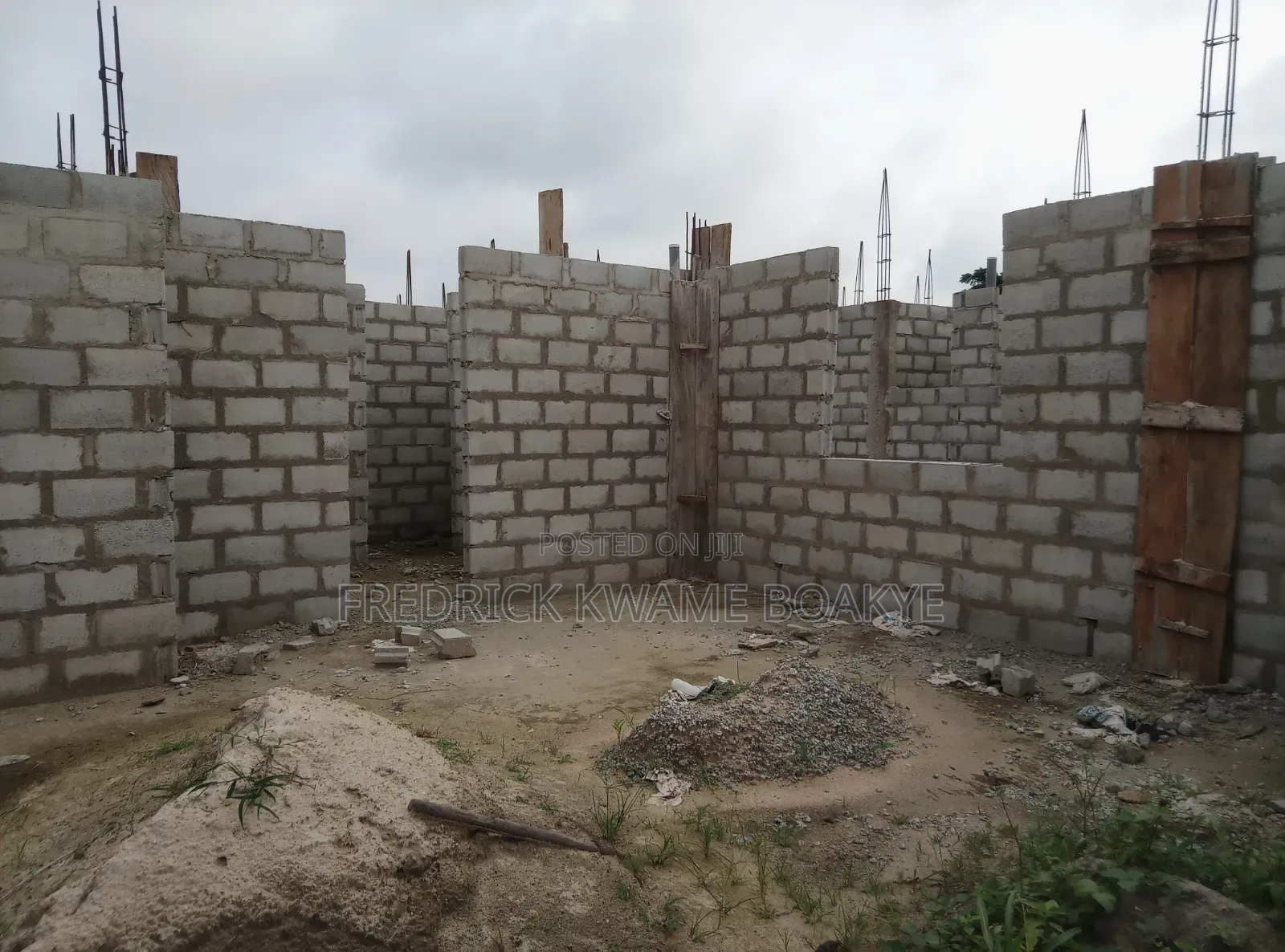 16bdrm House in Brother K Estate, Kumasi Metropolitan for sale