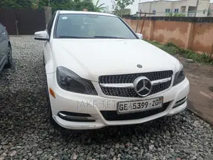 Mercedes-Benz C300 2012 White