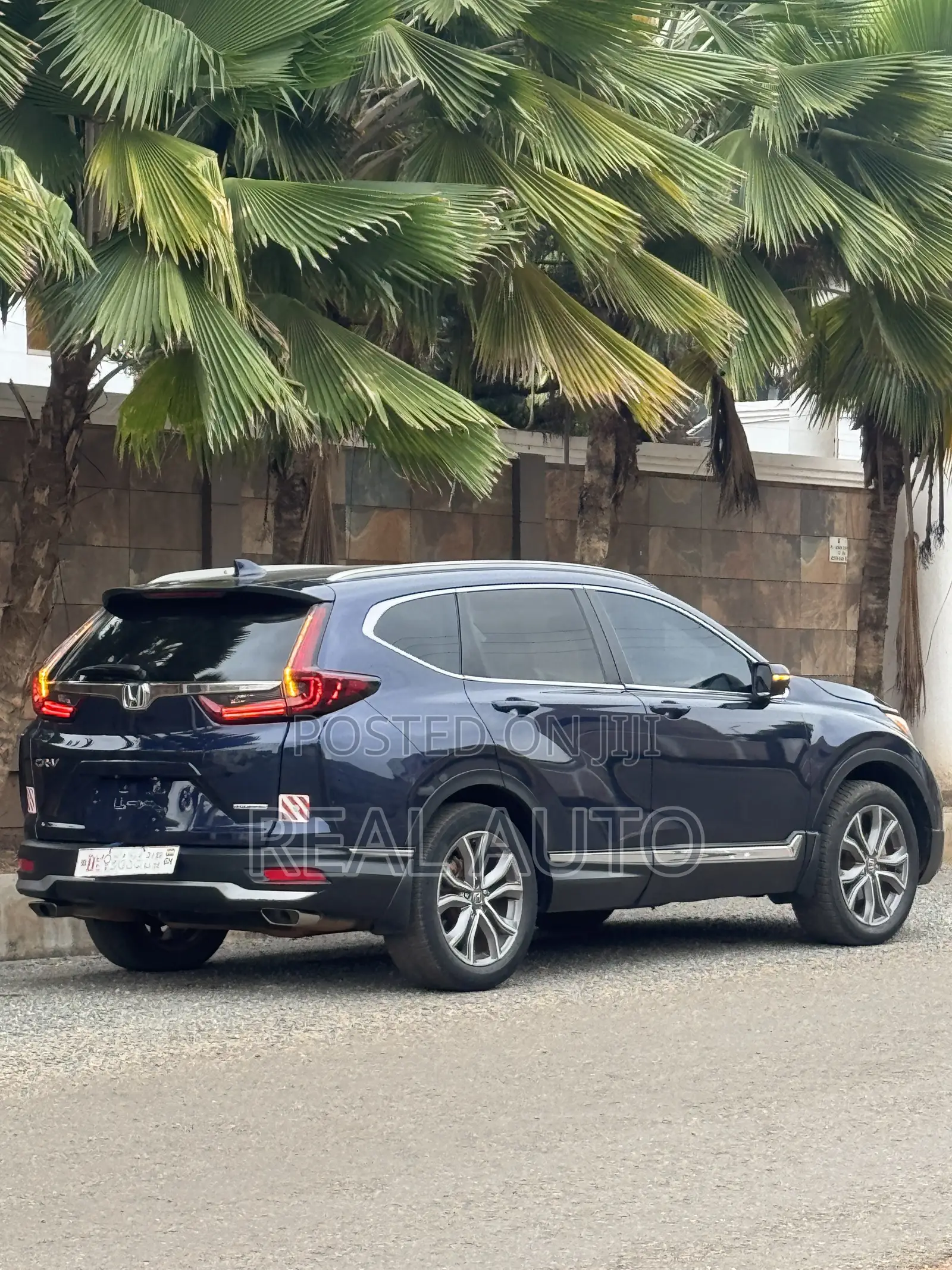 Honda CR-V Touring AWD 2020 Blue