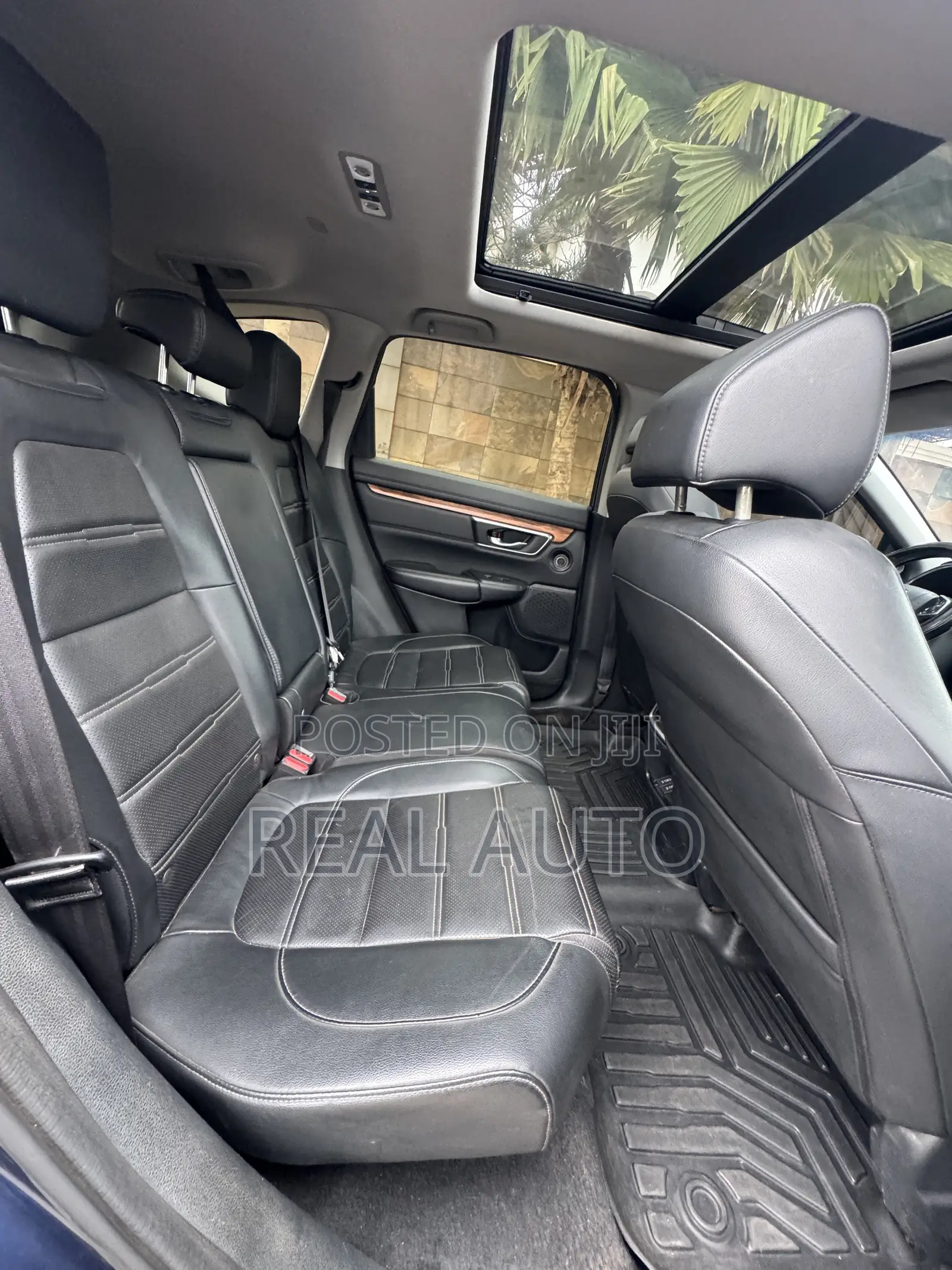 Honda CR-V Touring AWD 2020 Blue