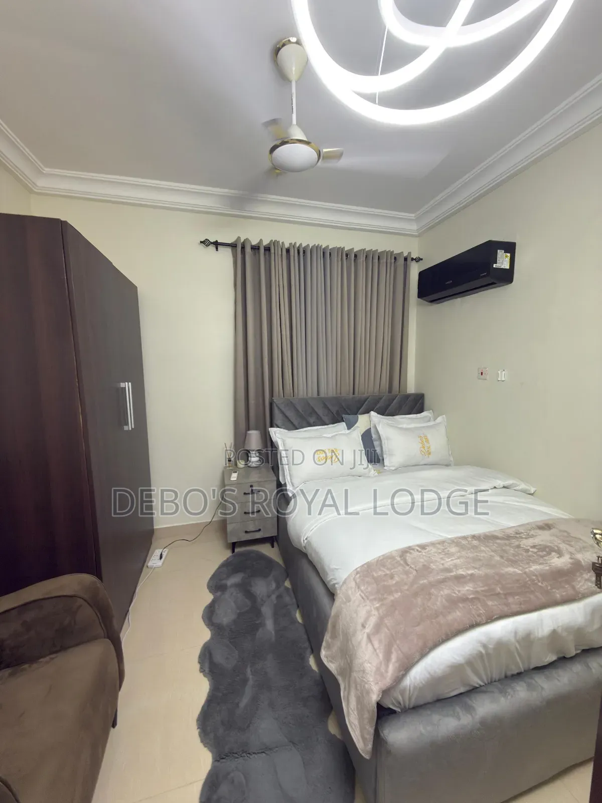 Debo's Royal Lodge – Luxury Stay in Accra