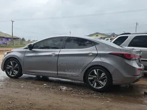 Hyundai Elantra Limited 4dr Sedan (1.8L 4cyl 6A) 2015 Gray