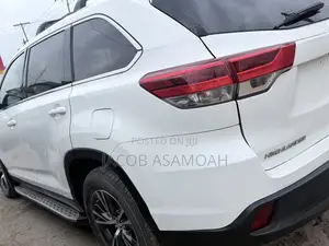Toyota Highlander 2019 White