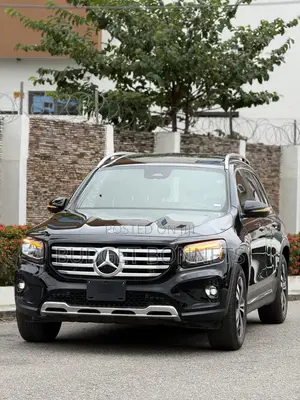 Mercedes-Benz GLB-Class GLB 250 2024 Black