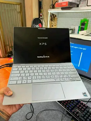 New Laptop Dell XPS 13 32GB Intel Core i7 SSD 512GB