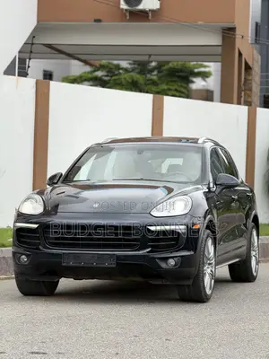 Porsche Cayenne S AWD 2018 Blue