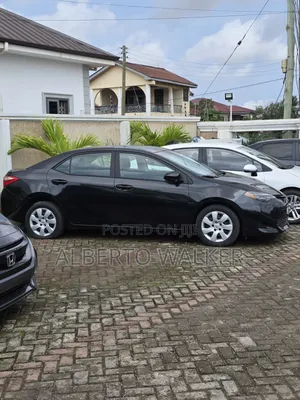 Toyota Corolla 2018 Black