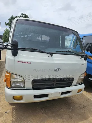 Hyundai Mighty Truck