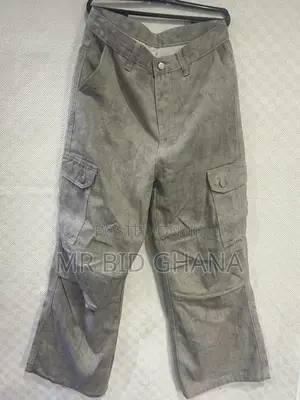 Grey Washed Wide-Leg Cargo Pants – Size L