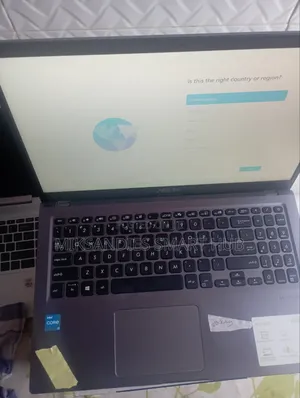 Laptop Asus UX51VZ 8GB Intel Core i3 SSD 256GB