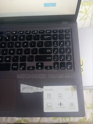 Laptop Asus UX51VZ 8GB Intel Core i3 SSD 256GB