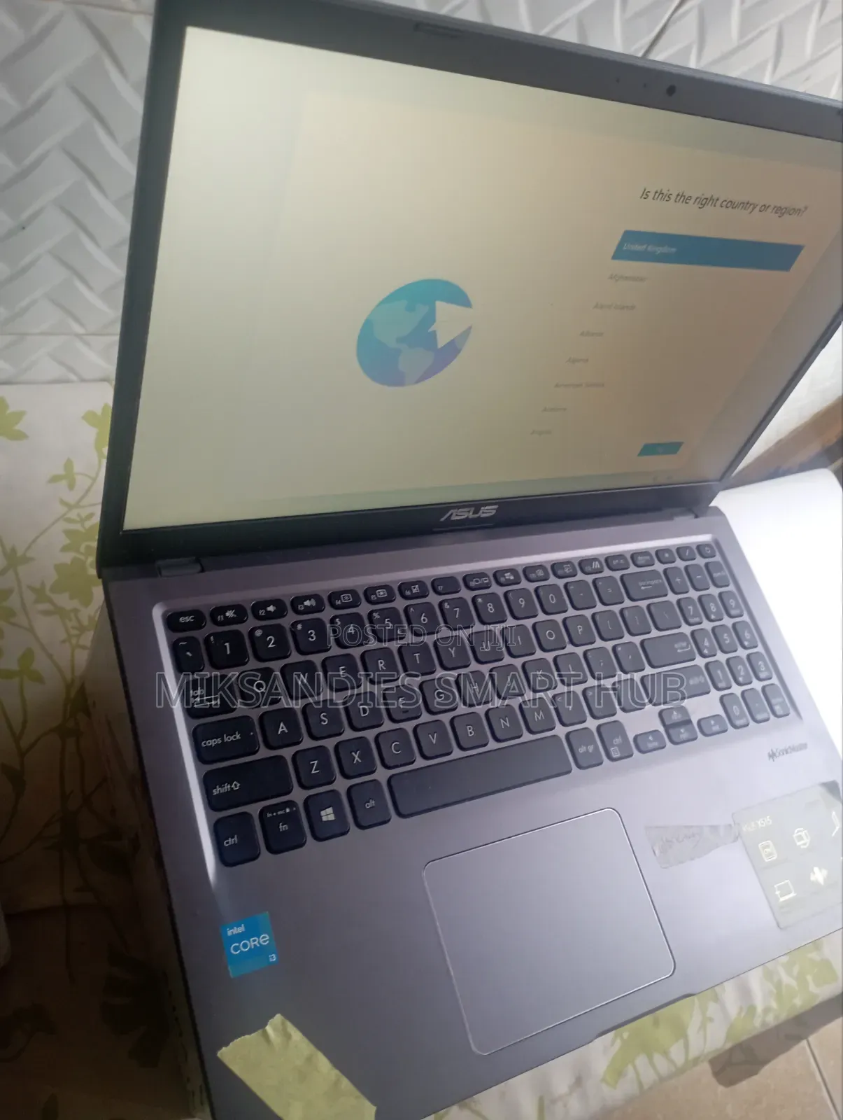Laptop Asus UX51VZ 8GB Intel Core i3 SSD 256GB
