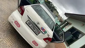 Toyota Yaris 2010 White