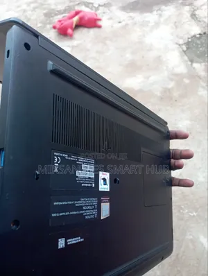 Laptop Toshiba Satellite Pro L500 8GB Intel Core i5 SSD 256GB