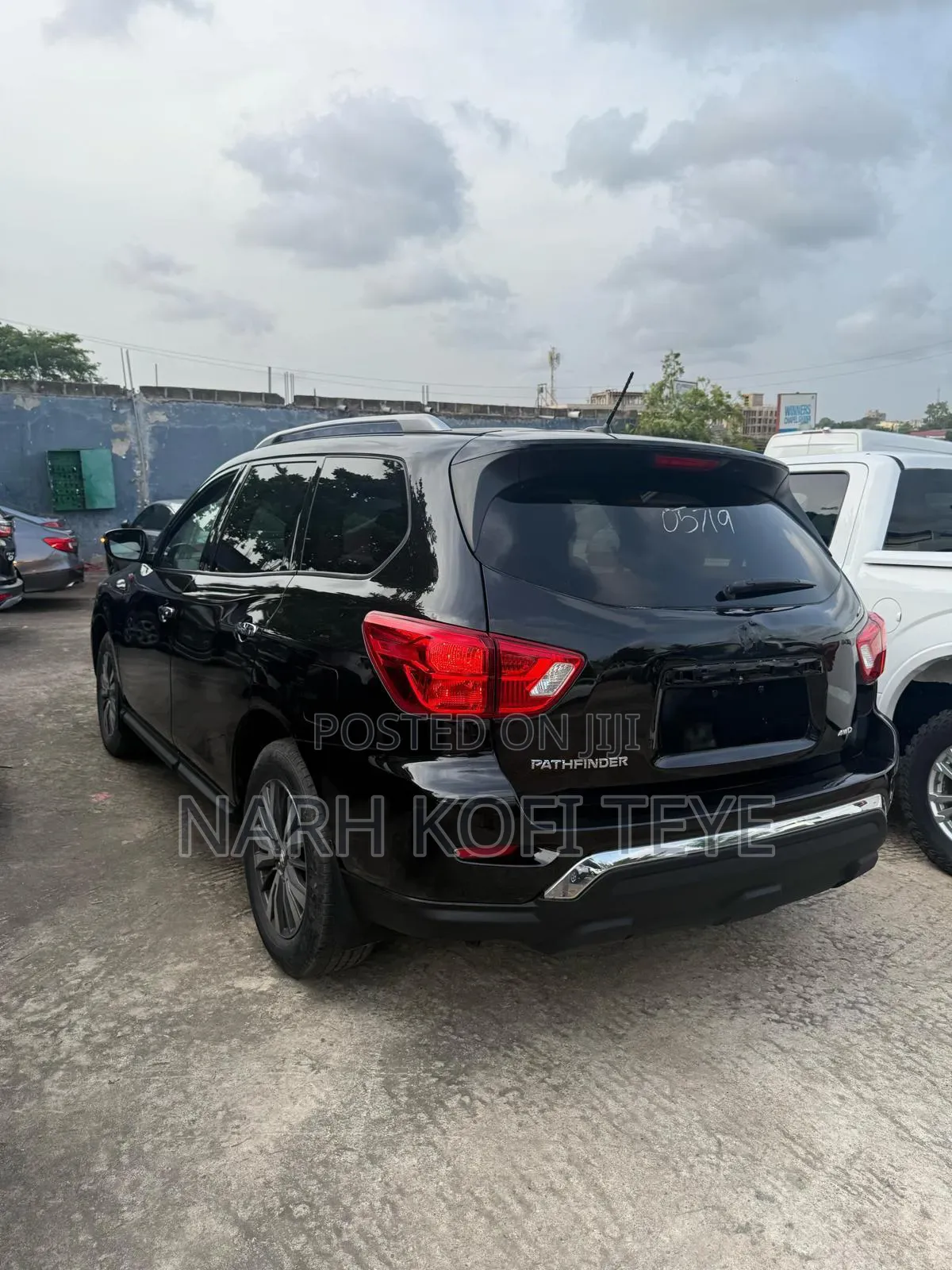 Nissan Pathfinder 2017 Black