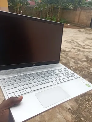Laptop HP Pavilion 15 8GB Intel Core i5 SSD 256GB