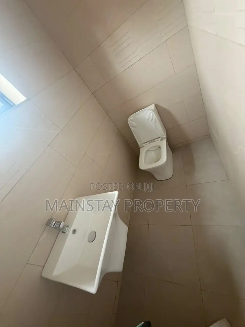 4bdrm House in Mainstay Estates, East Legon for sale
