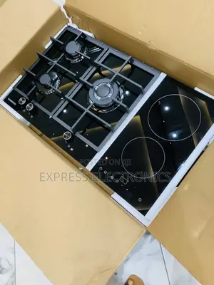 Ultra Modern Sleek Built in Kenwood 3-2 Gas Electric Built In