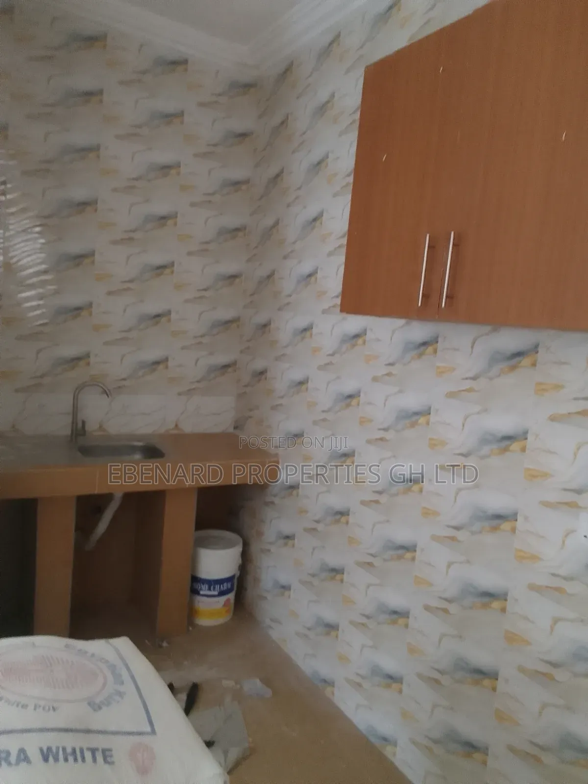 1bdrm Apartment in Ebenard Properties, Lashibi for rent