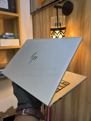 Laptop HP EliteBook 845 G11 16GB AMD Ryzen 5 SSD 256GB