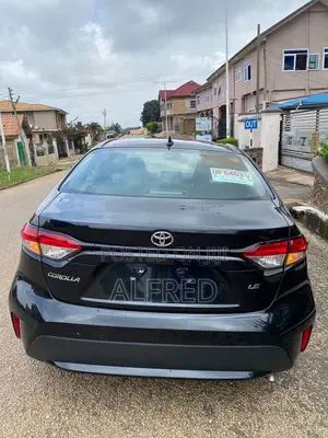 Toyota Corolla LE 2021 Black