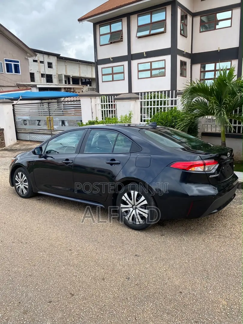 Toyota Corolla LE 2021 Black