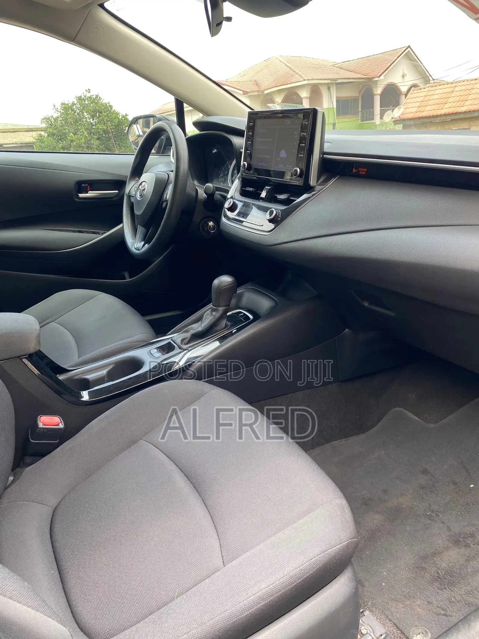 Toyota Corolla LE 2021 Black