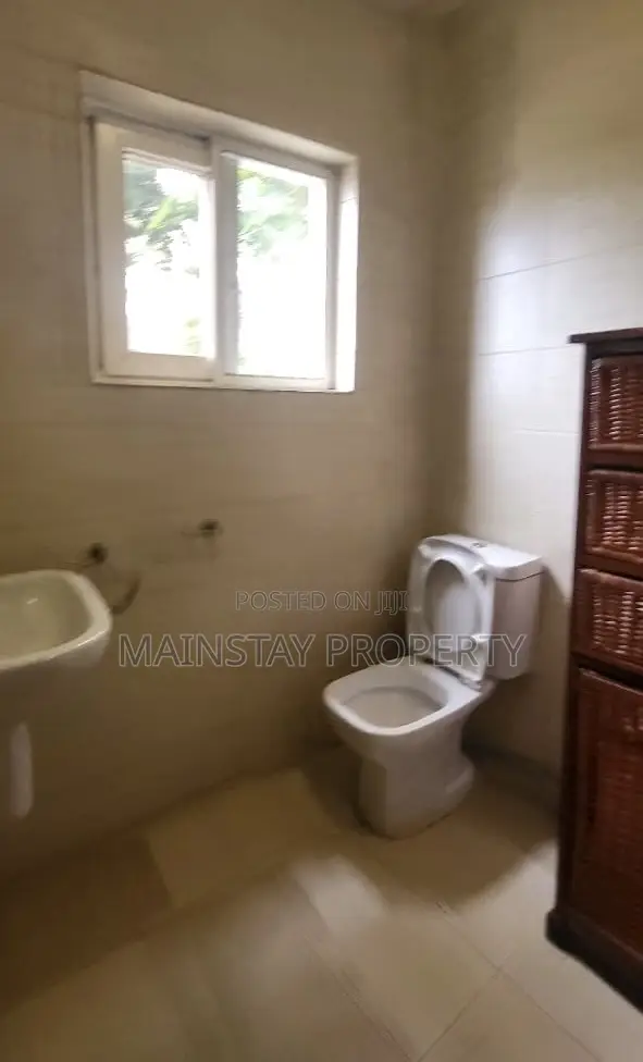 3bdrm Townhouse / Terrace in Mainstay Estates, Airport Residential Area