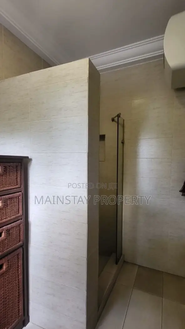 3bdrm Townhouse / Terrace in Mainstay Estates, Airport Residential Area
